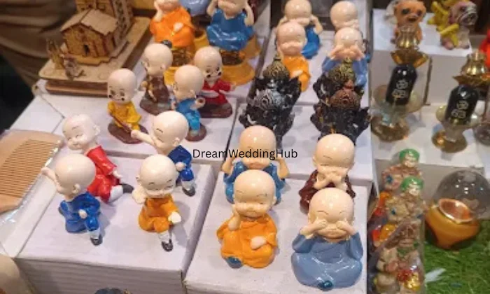 Raturi Gift Collection